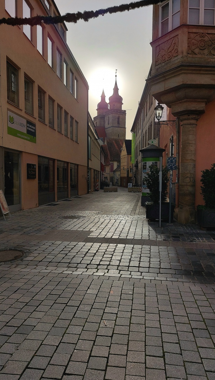 Foto: Martin Zehrer - Herbstliches Himmelslicht in Bayreuth. 