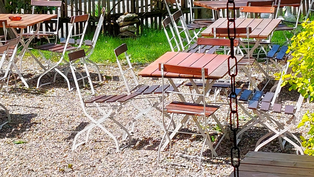 Foto: Martin Zehrer - Biergarten vom Reiserbesen zwischen Erbendorf und Trevesen  