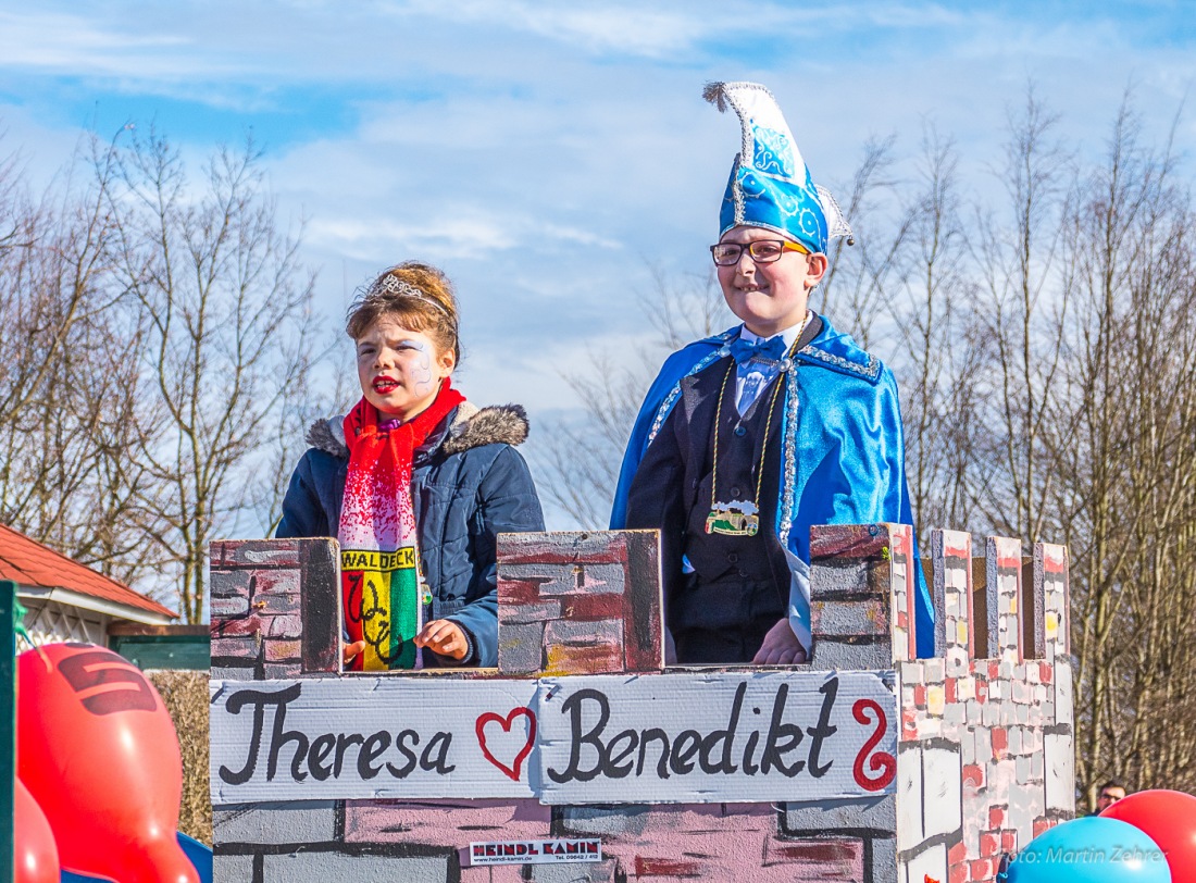 Foto: Martin Zehrer - Fasching in Waldeck 2017... viele Narren, lustiges Volk und Hammer-Wetter :-) 