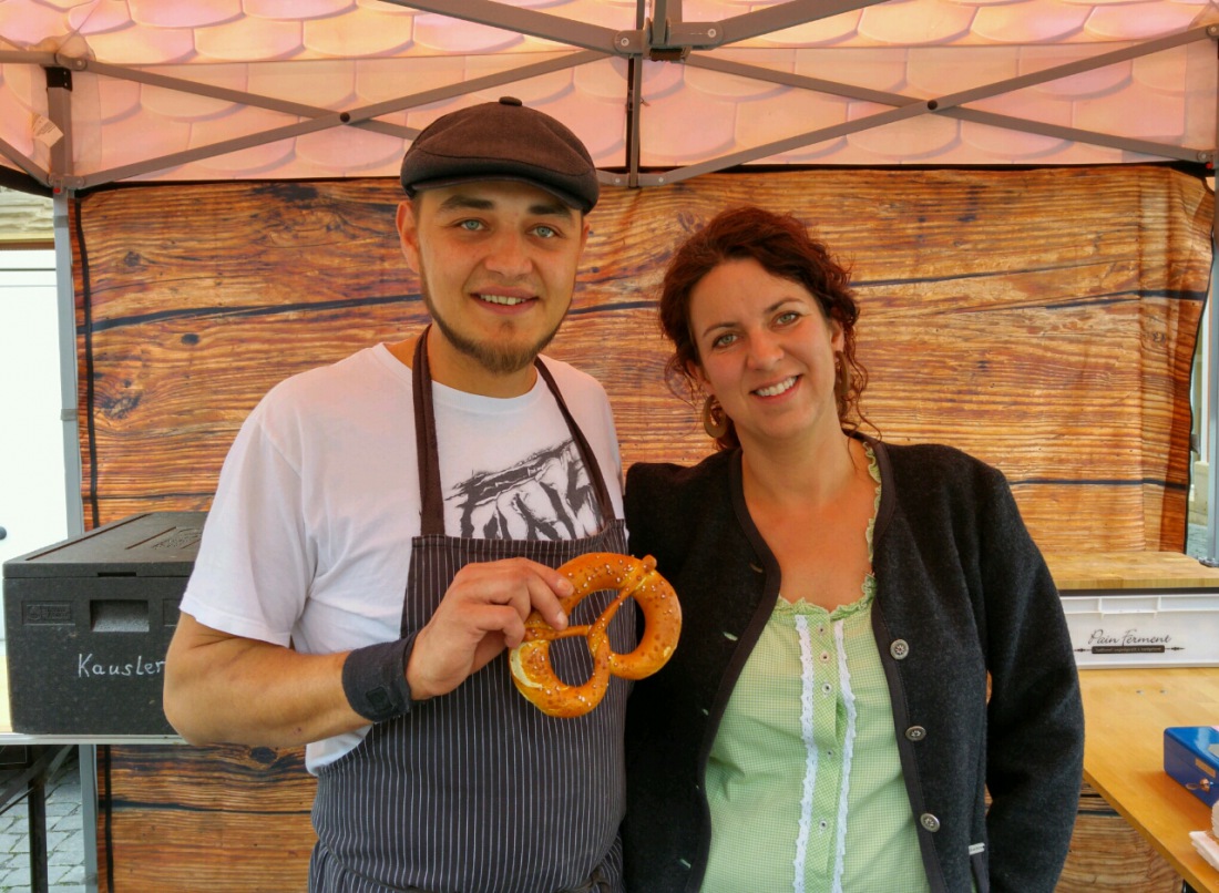 Foto: Martin Zehrer - A Brezn aus dem Holzbackofen...<br />
Holzofenbäckerei Kausler aus Selbitz beim kemnather Bauernmarkt 