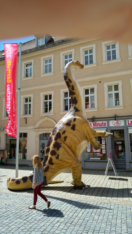 Foto: Martin Zehrer - Bayreuth... Dino am Urzeit-Musem.<br />
Einfach mal rein ins Museum und abtauchen in die Vergangenheit 