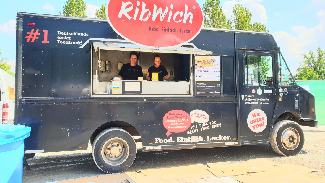 Foto: Martin Zehrer - Vom nürnberger Flohmarkt über das Foodtruck Festival Neustadt/Aisch 2021 durch die wunderschöne Fränkische Schweiz wieder in die Heimat. Ein wunderbarer Tag mit meiner Li 