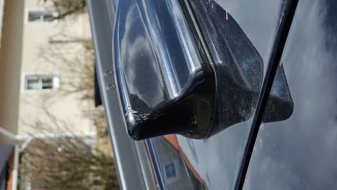 Marderschaden Mitsubishi Antenne