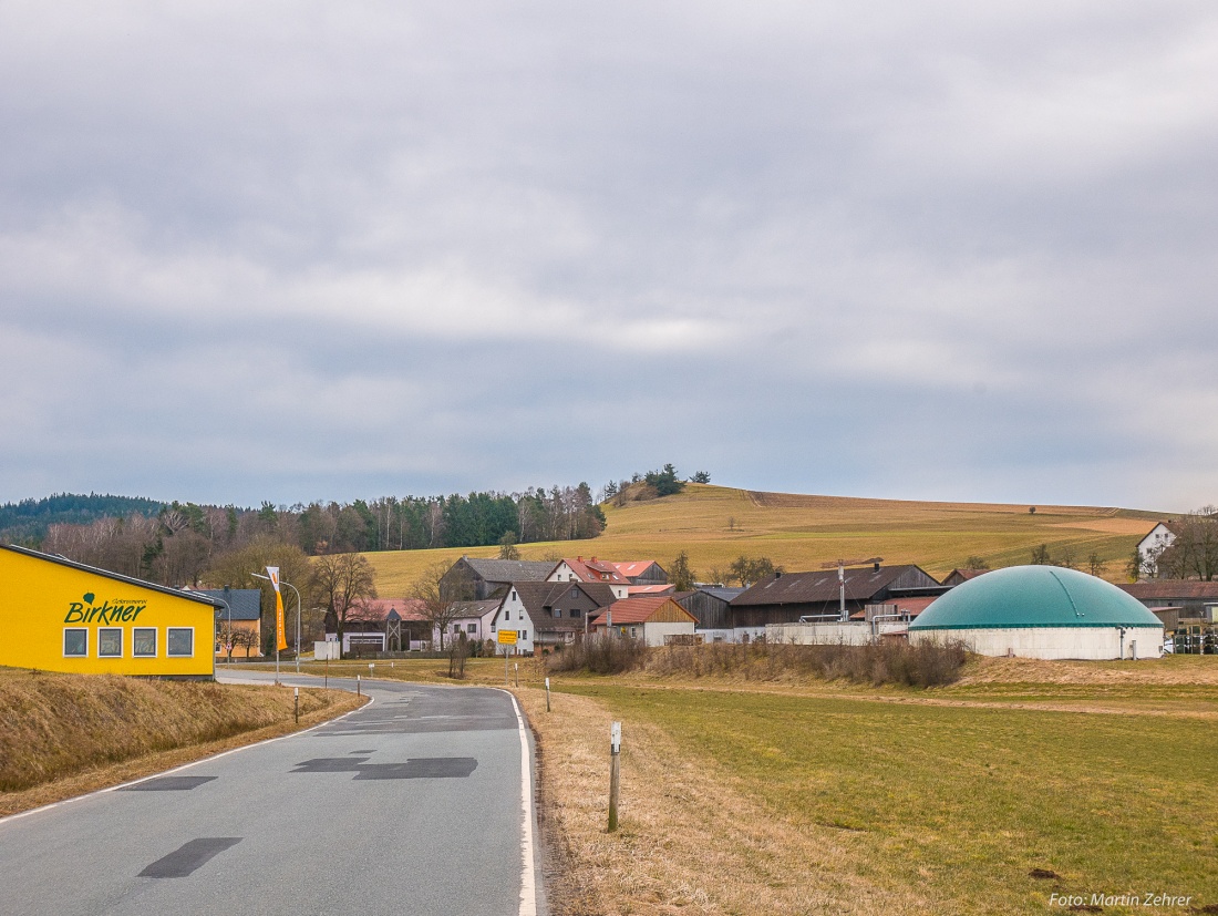 Foto: Martin Zehrer - Gleich in Atzmannsberg...<br />
<br />
1. Frühlingsradtour am 11. März 2018<br />
<br />
Von Kemnath, Neusteinreuth, Schönreuth, Köglitz, Atzmannsberg, Neuenreuth, Altköslarn, Kastl, wieder  