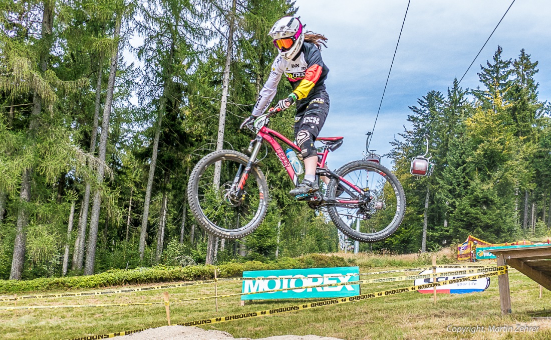 Foto: Martin Zehrer - Airborne am Ochsenkopf 