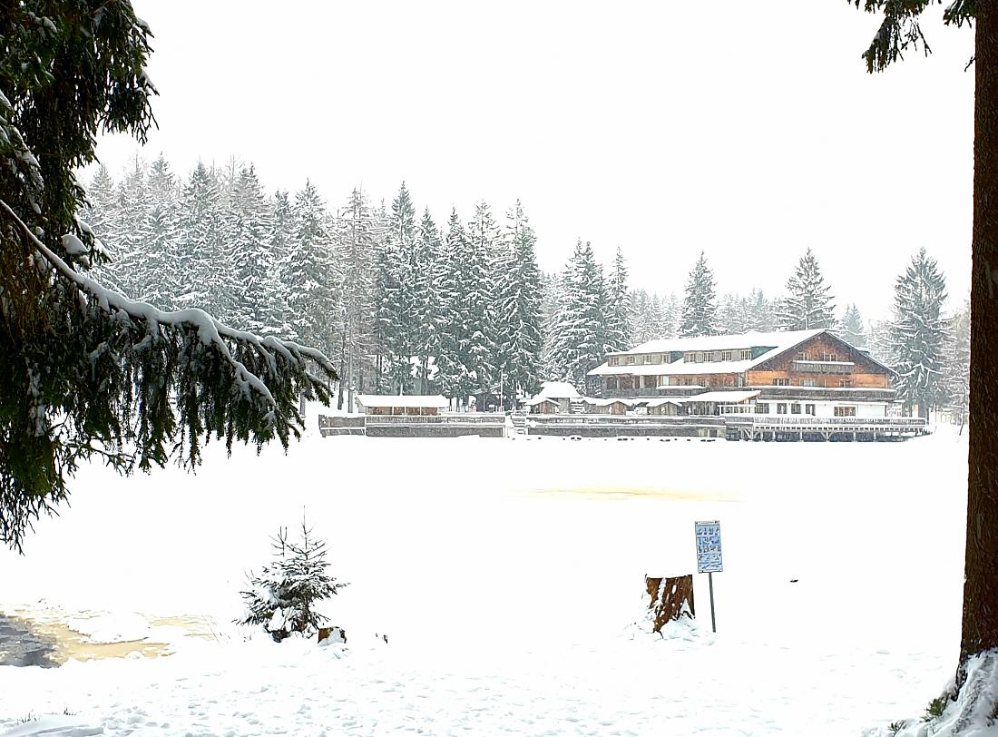 Foto: Martin Zehrer - Unterwegs am Fichtelsee bei Fichtelberg im Fichtelgebirge ;-)<br />
Die Schneedecke ist hier oben doch ein paar cm dicker als unten im kemnather Land zum Beispiel.<br />
Der Himmel 