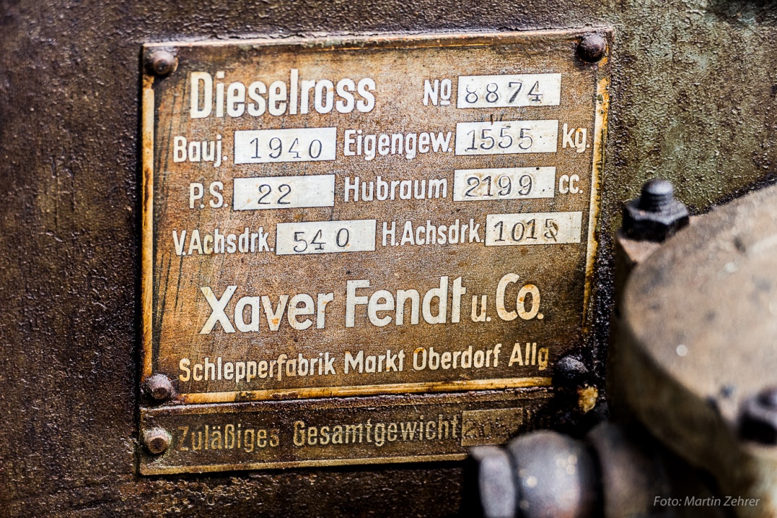 Foto: Martin Zehrer - Das Typen-Schild eines Fendt-Dieselross-Schleppers... Siehe nächstes Bild... 