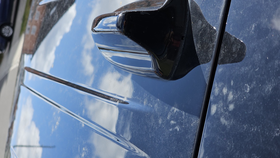 Marderschaden Mitsubishi Antenne