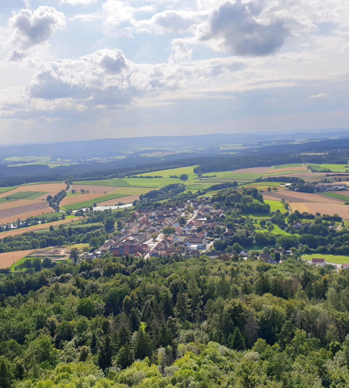 Foto: Martin Zehrer - Aussicht auf dem Rauhen Kulm:<br />
Neustadt am Kulm 