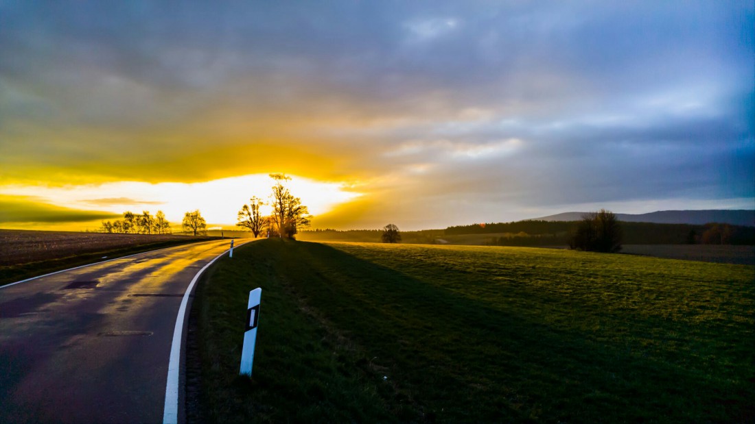 Foto: Martin Zehrer - Sonnenaufgang - Heute früh, auf dem Weg zur Arbeit... :-) 