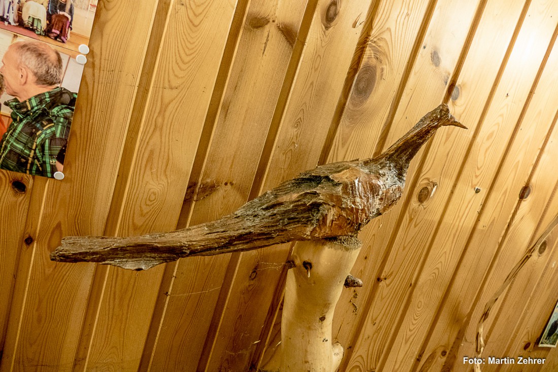 Foto: Martin Zehrer - Tremmersdorfer Wurzelmuseum - Tiere aus aller Welt, geschaffen von der Natur als Wurzel-Kunst. Bernd Donhauser, der Besitzer des Tremmersdorfer Wurzelmuseums erklärte uns 