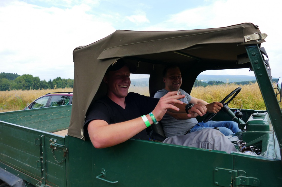 Foto: Martin Zehrer - Traktortreffen 2016 in Oberwappenöst<br />
Trotz Regen am Vormittag kamen an diesem Sonntag ca. 120 Oldtimer-Bulldogs und unzählige Besucher. Zum Mittag hin klarte das Wetter  