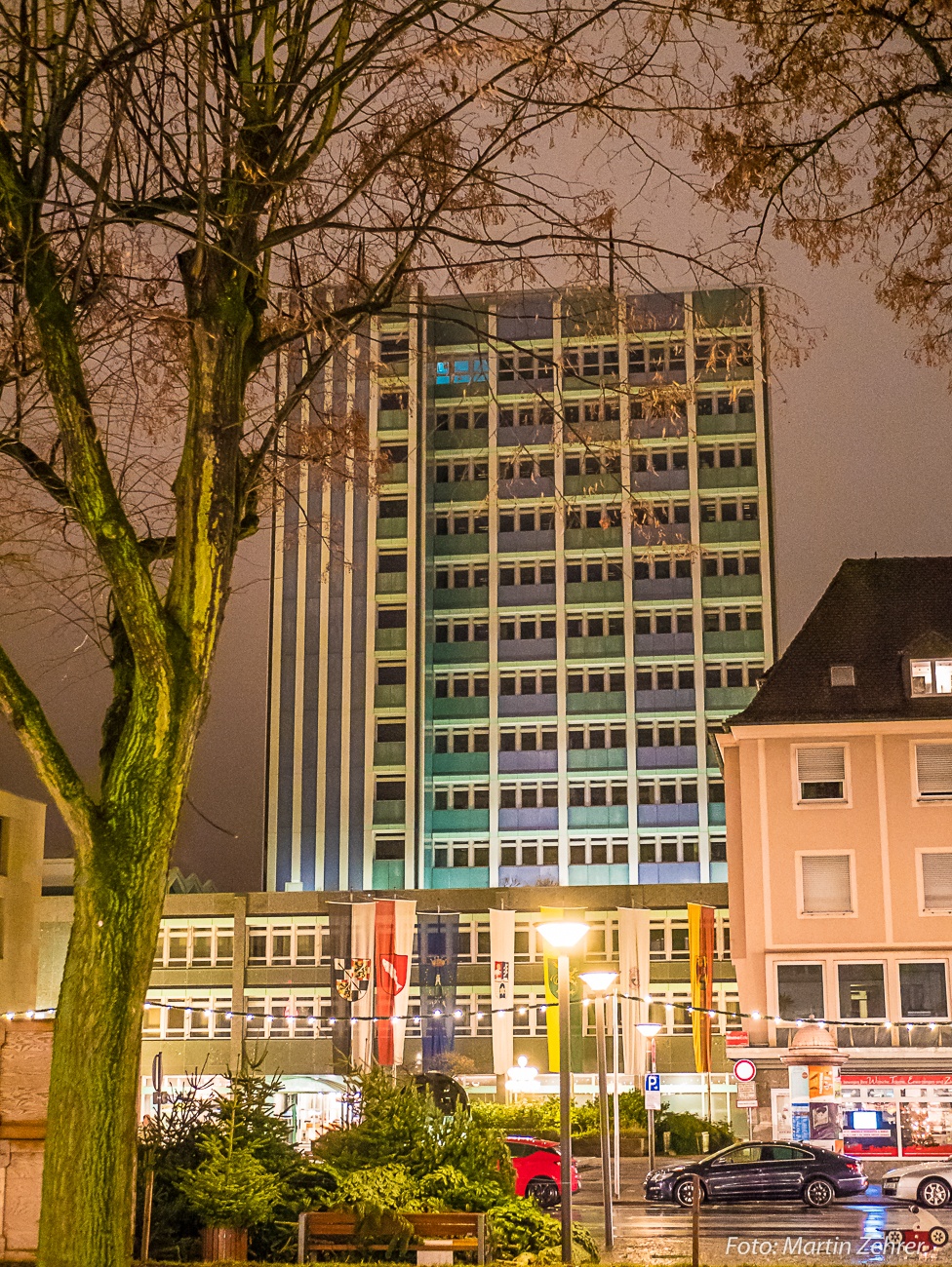 Foto: Martin Zehrer - Hochhaus in Bayreuth: Kein Licht an...  